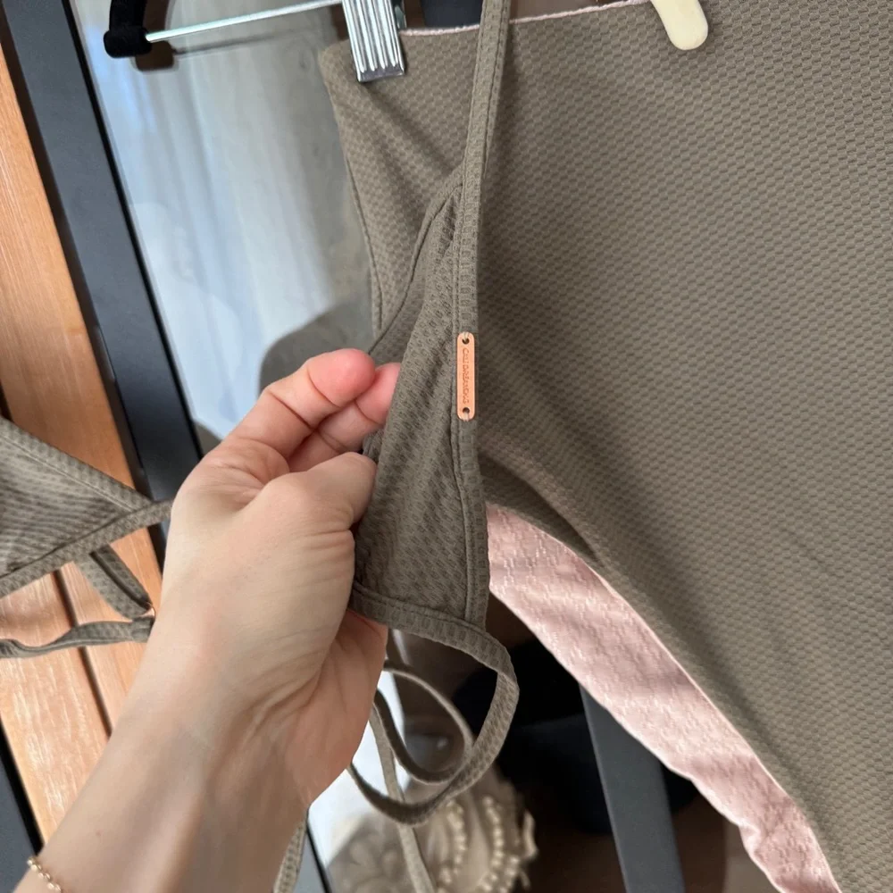 High-Waisted Bikini Set in Olive and Pink - Picture 8 of 11